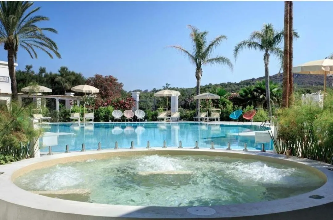 Apartment In Resort Les Sables Noirs Вулкано