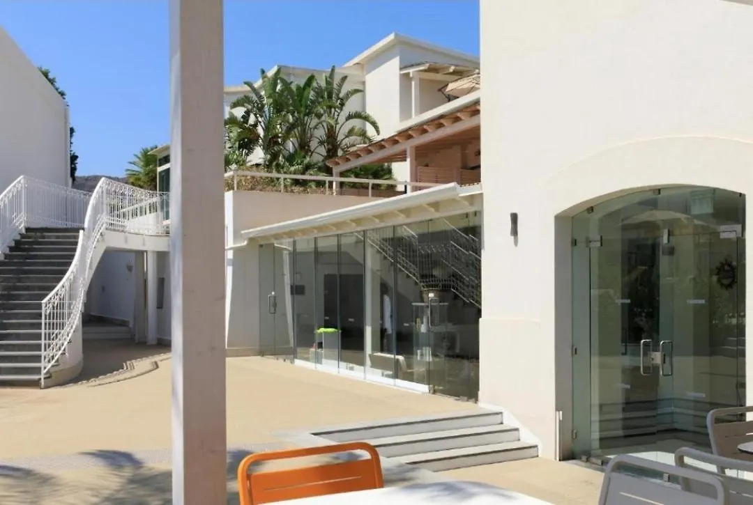 Apartment In Resort Les Sables Noirs Vulcano  İtalya